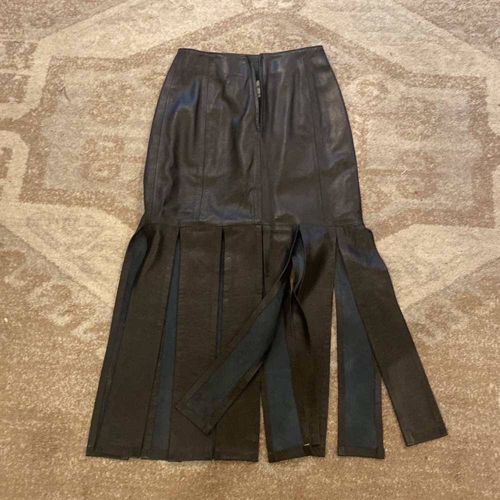 Rocco D'Amelio Black Leather Pleated Mini Skirt - Picture 3 of 5